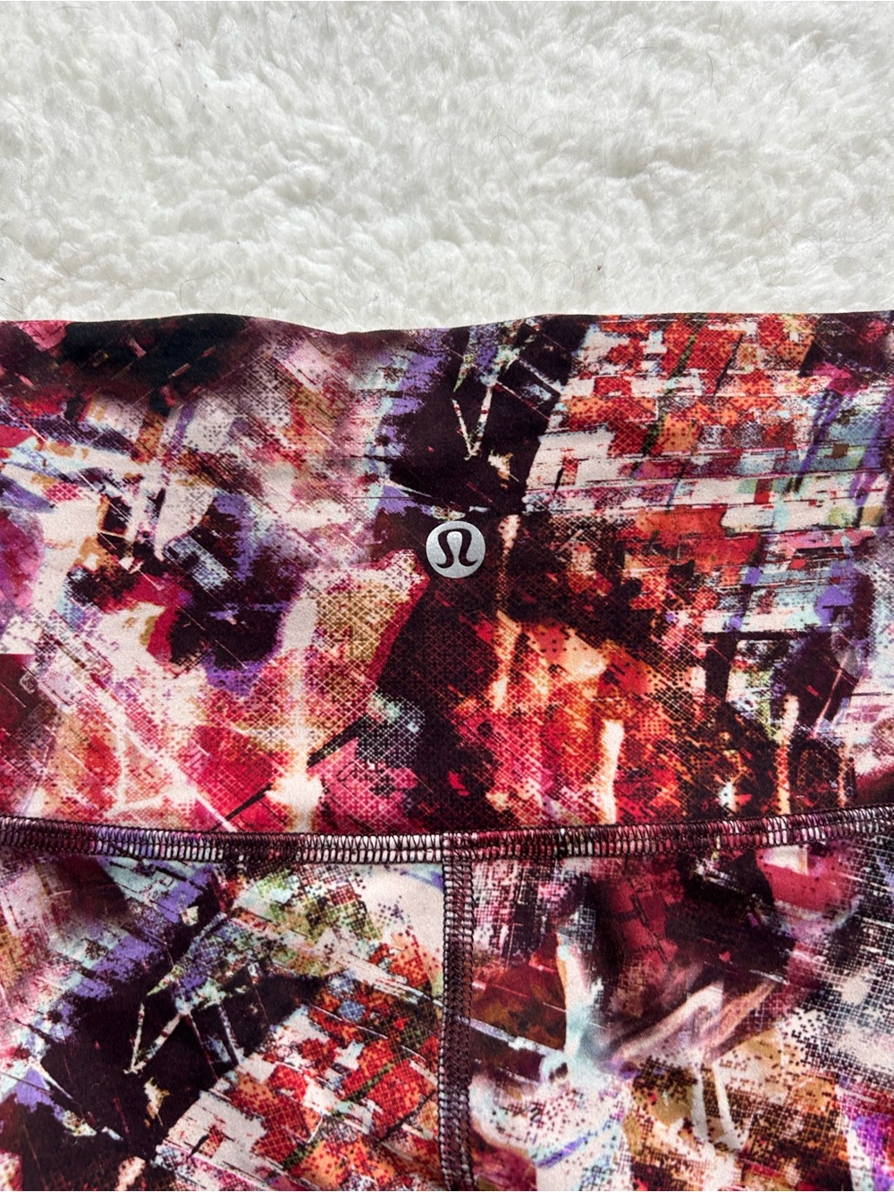 Lululemon Wunder Under Pink Abstract Printed Biker Athletic Shorts - Picture 4 of 7